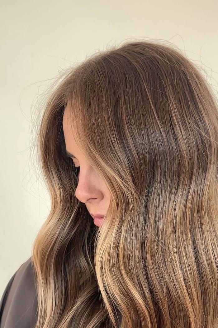 Balayage met natuurlijke overgang, gemaakt bij Tint in Ede
